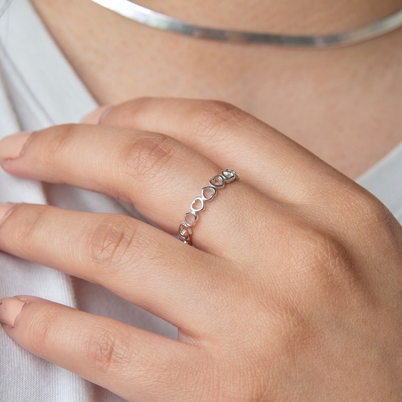 Hearts Band | Sterling Silver 925 Ring - Picture 2 of 7